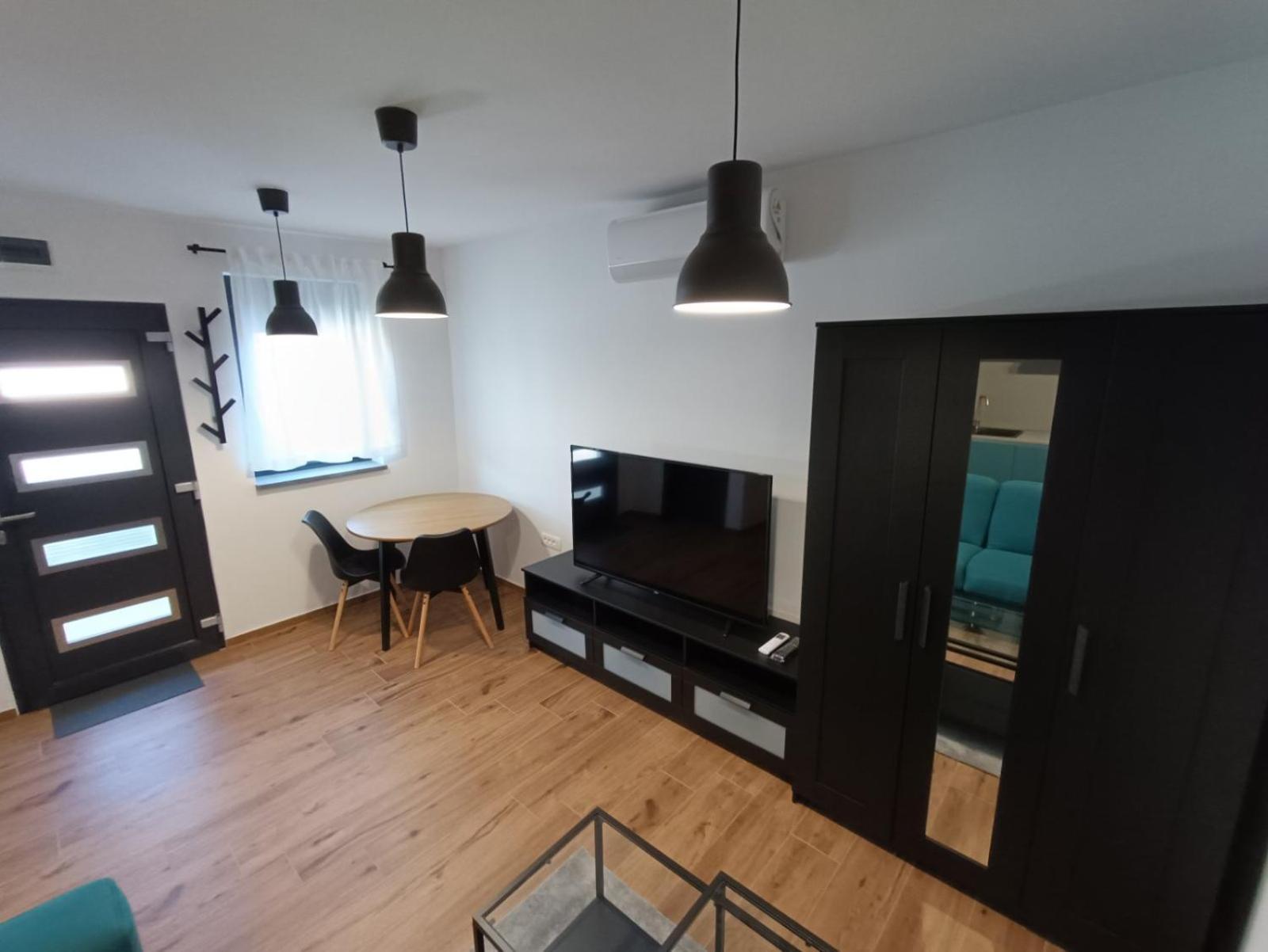 Apartmani Jana Osijek Eksteriør billede